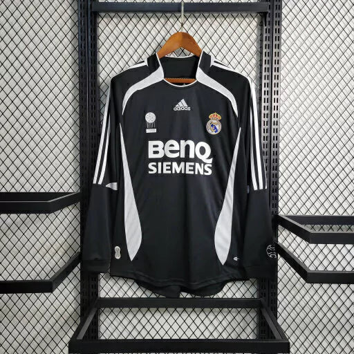 Camisa Real Madrid Retrô 06/07 Manga Longa - Masculina